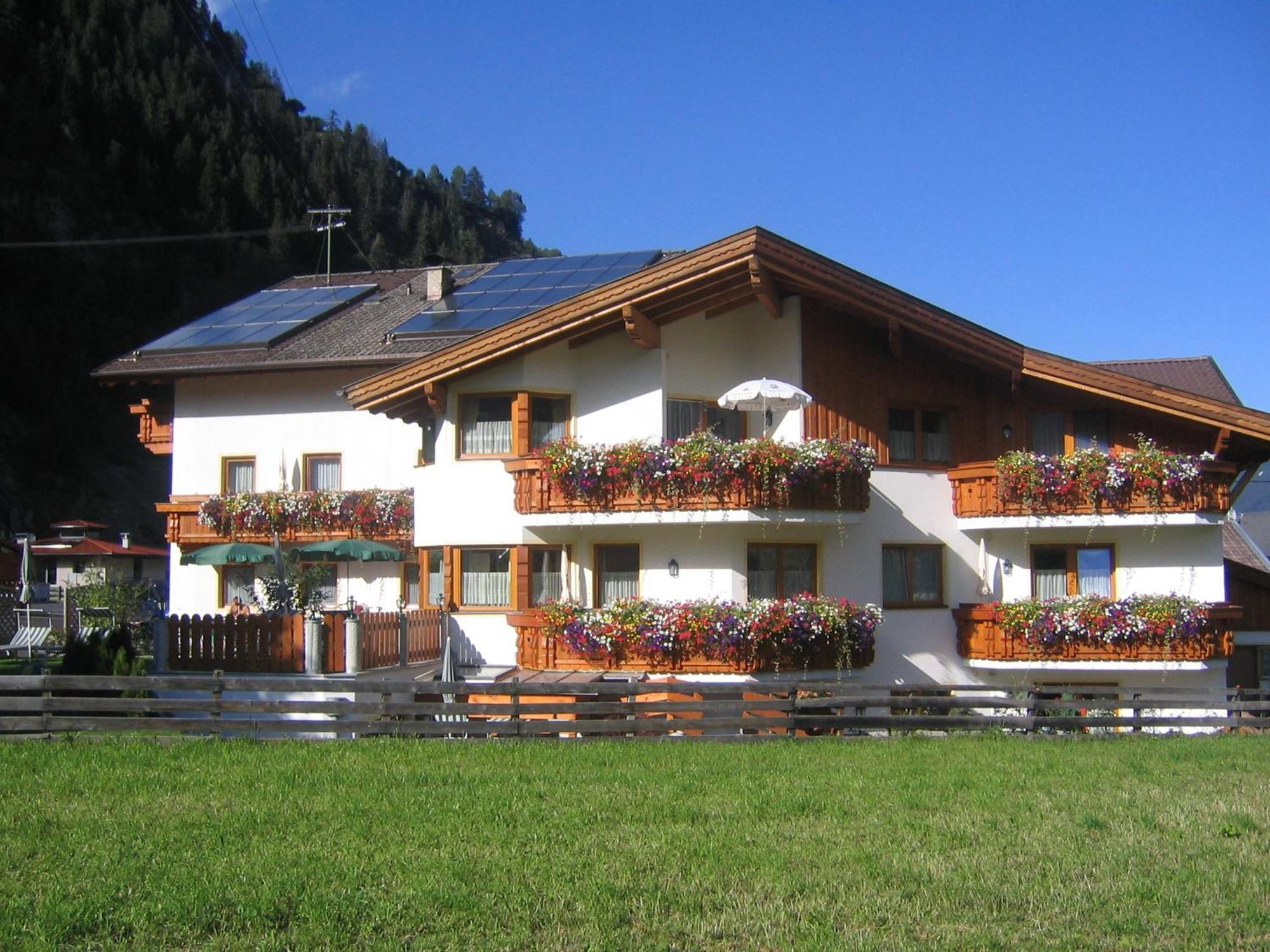 Alpenpension Elferblick Neustift im Stubaital Exteriör bild
