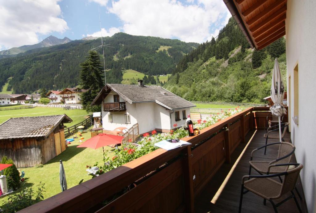 Alpenpension Elferblick Neustift im Stubaital Rum bild